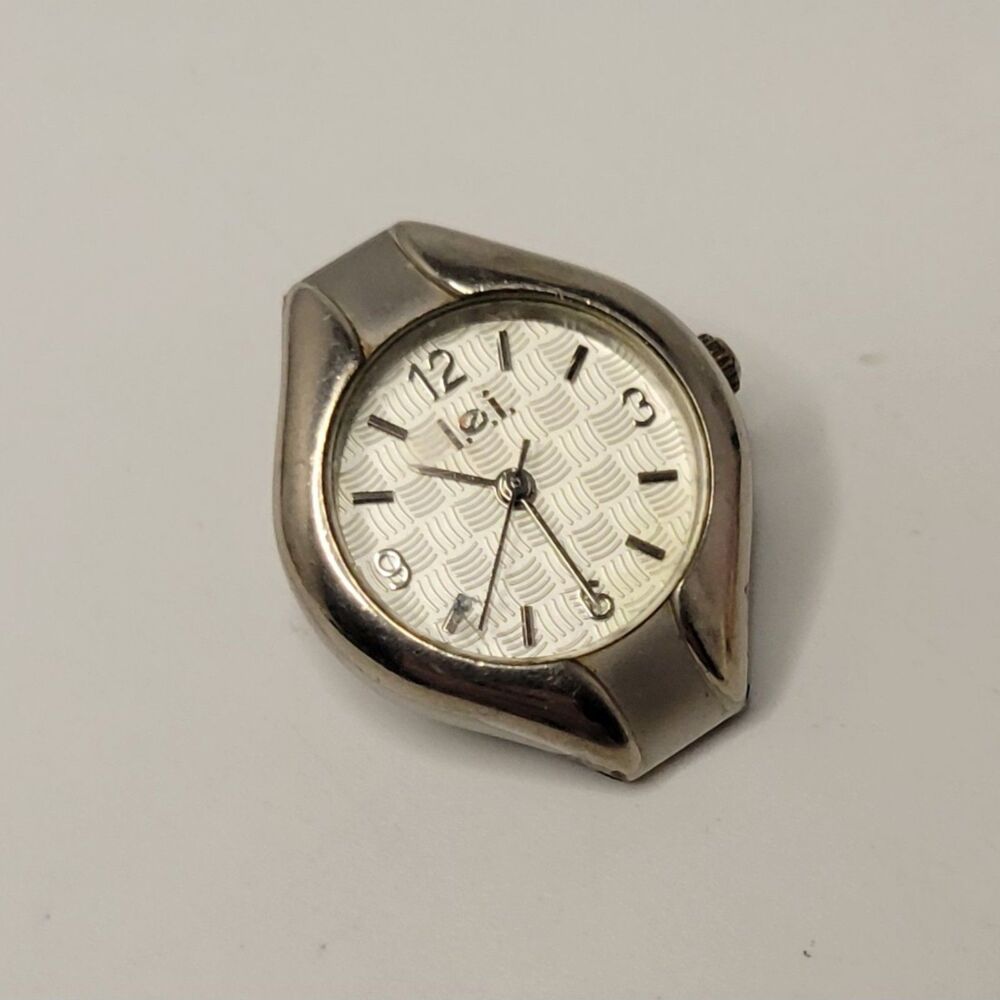 ▪︎L.E.I. Watch Pin